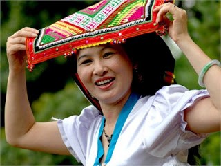 Le foulard Pieu, apanage des femmes Thais - ảnh 2